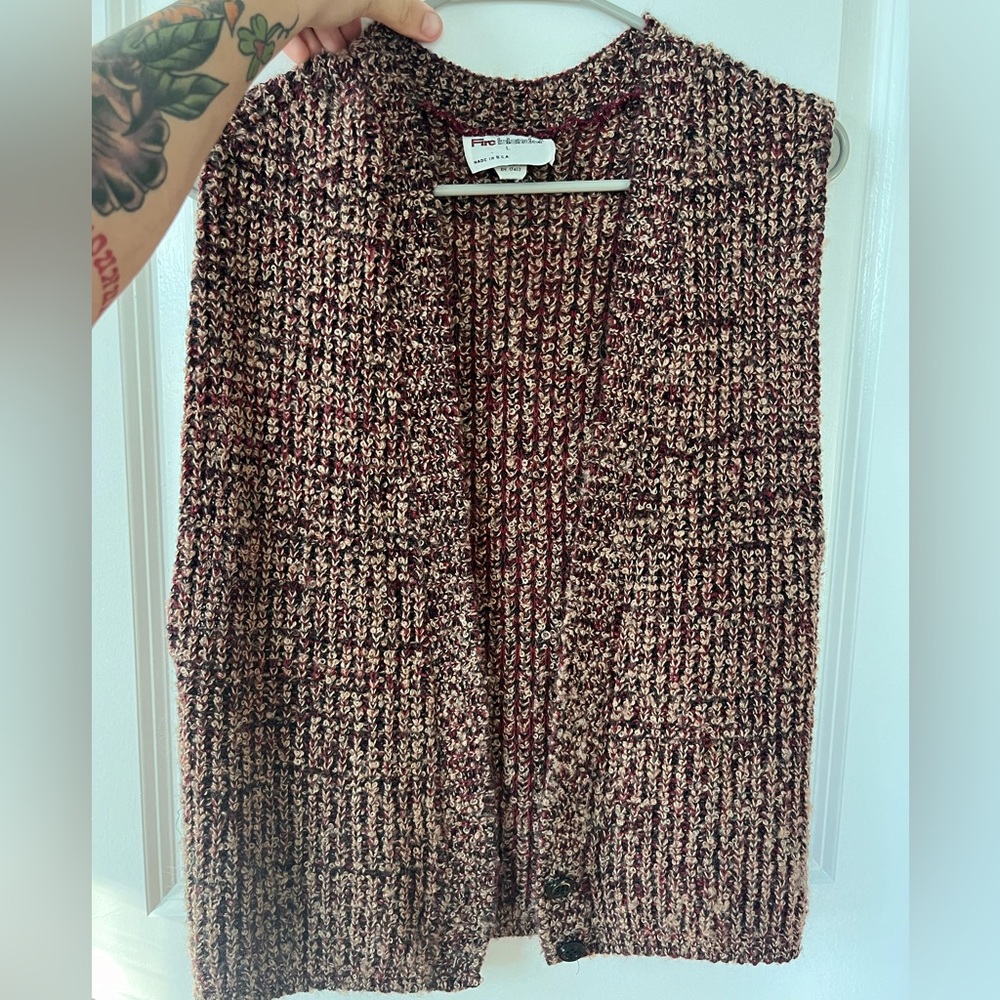 Women’s sweater vest